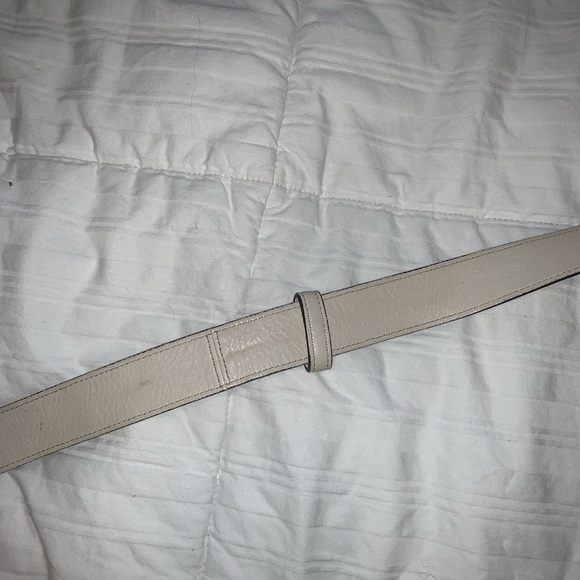 Crossbody Coach Purse - Picture 4 of 6